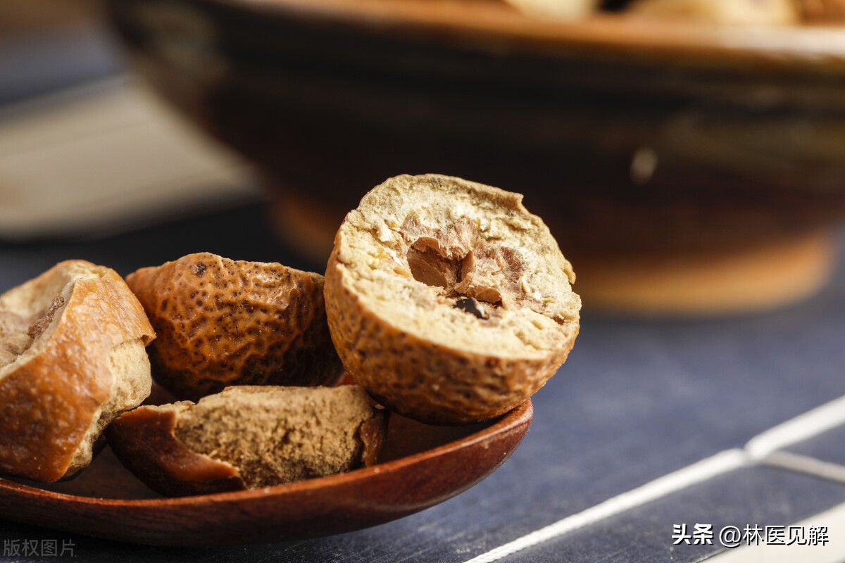 *丸睾**疼痛，遇寒更甚，着手除肝之邪，7味药治愈，小方也可去病