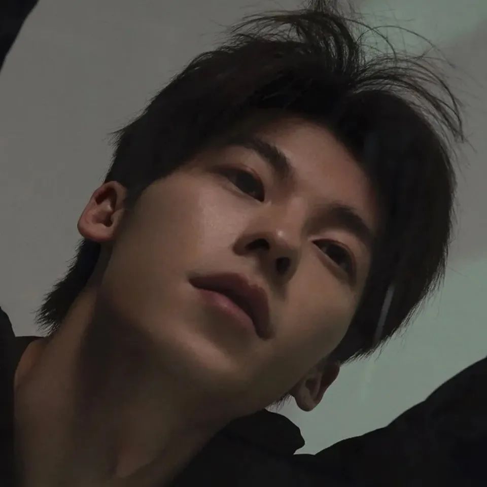 头像微信好看的,刺眼的微信头像完整版