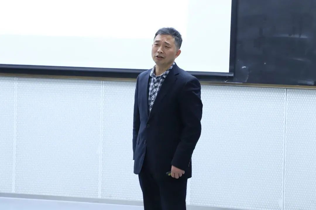 走进直播间|这所学校办学仅三年，实力不容小觑！