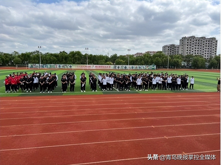 双百“园丁学堂”打造青岛市校园“足球园丁”