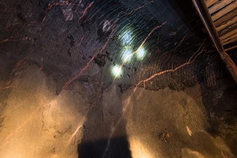 飞越俄罗斯上空,世界目前最大的钻石矿