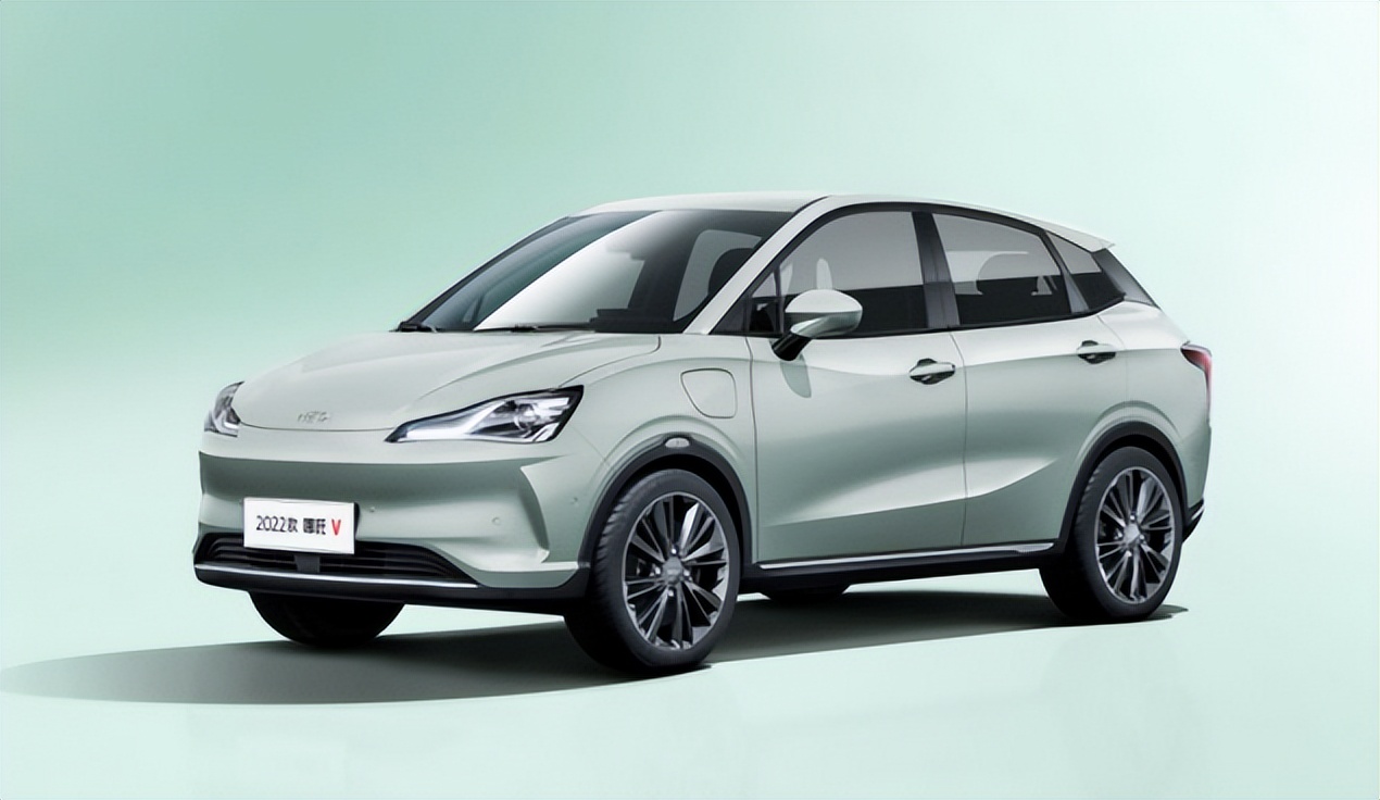 零跑t03和哪吒v长续航哪个配置好,零跑t03和哪吒v和几何e哪个更好