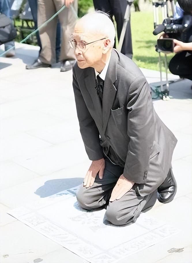 日本宪兵的日记：日本兵当着10几个男人的面糟蹋了一个中国女人