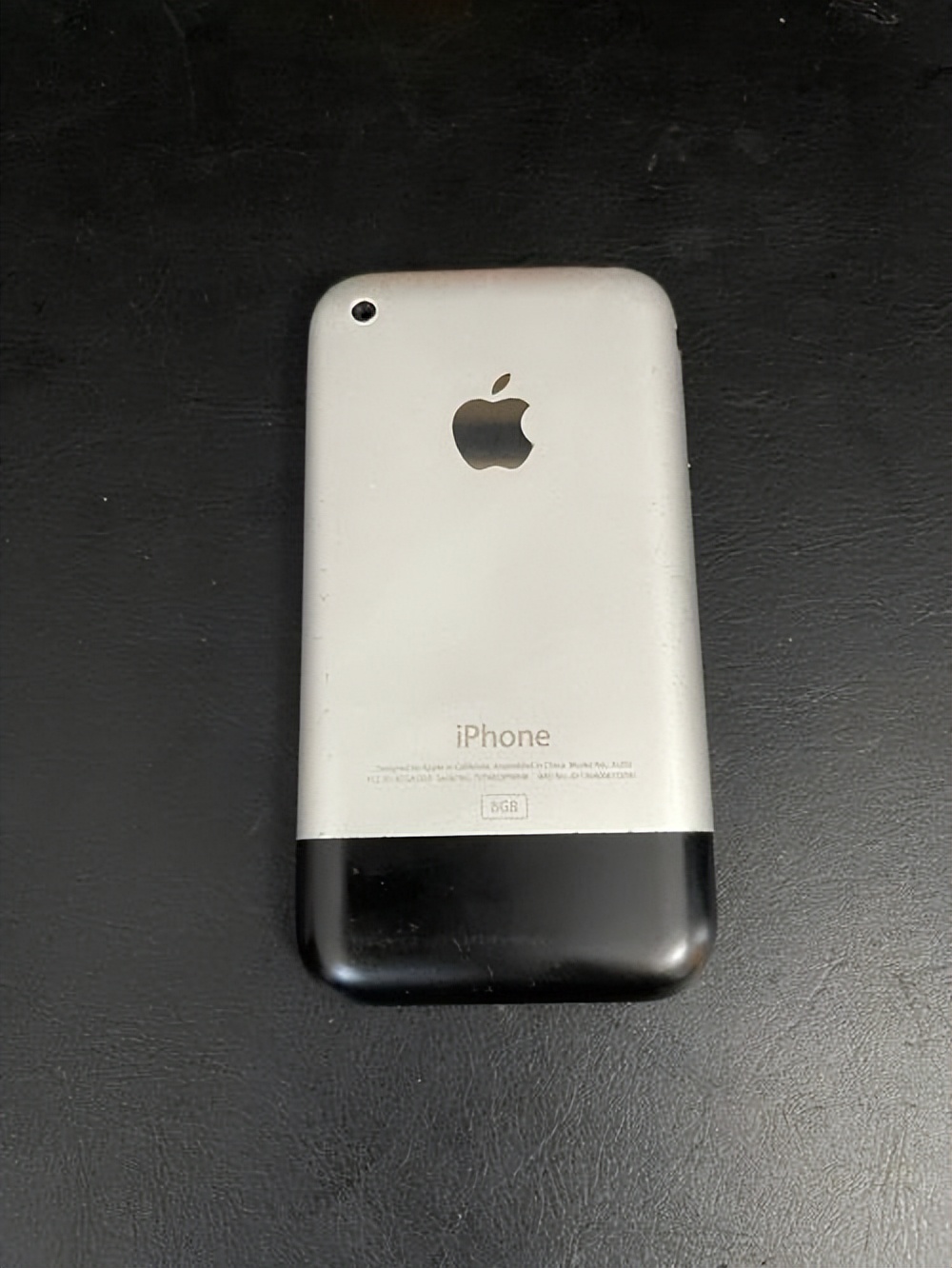 无刘海无前置摄像头的手机,苹果手机的相机设计前置摄像头