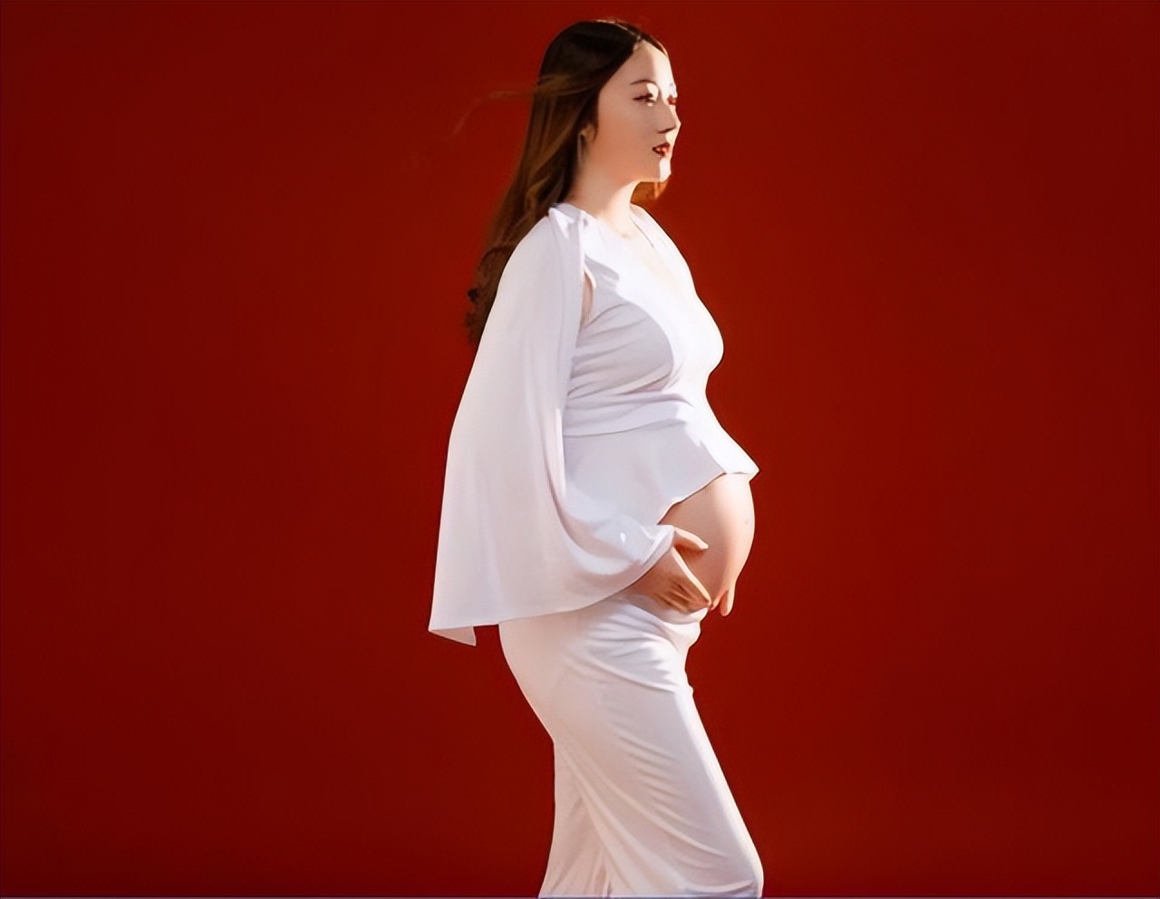 安宫牛黄丸100多一颗是真的吗,安宫牛黄丸的功效多少钱一盒