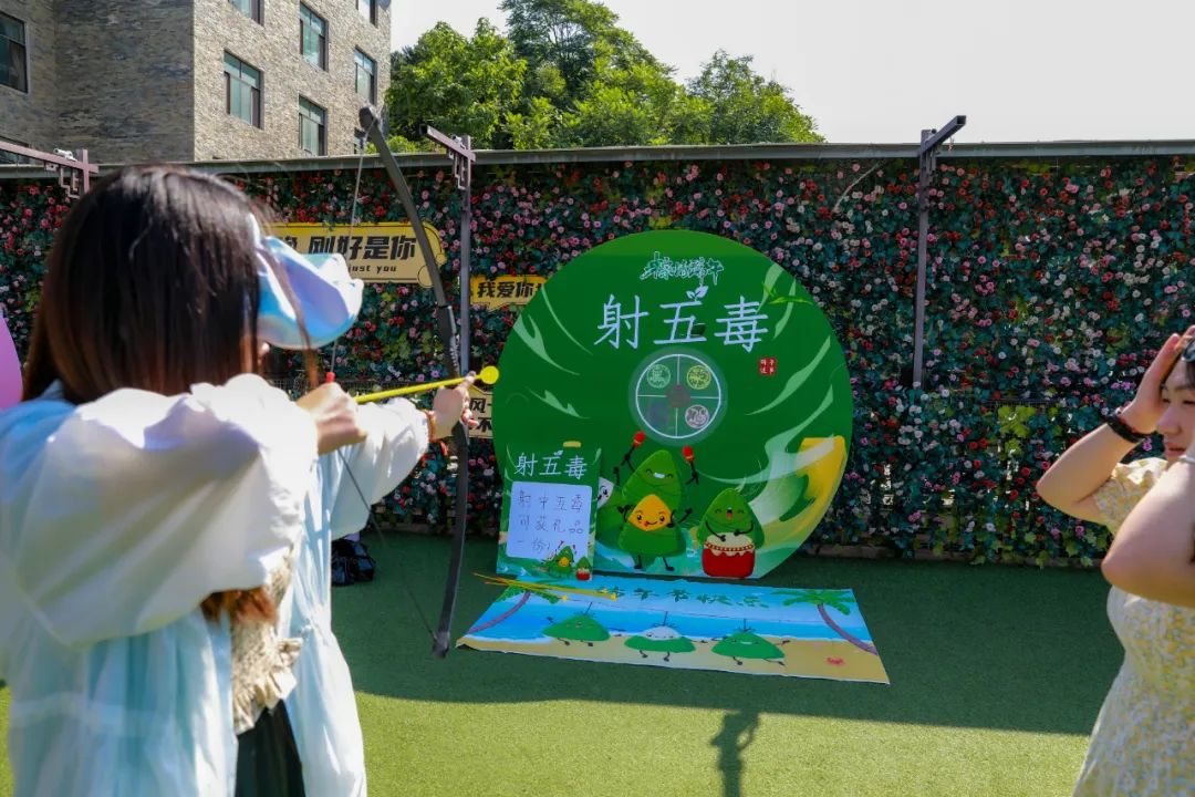 粽叶飘香迎端午非遗体验欢乐多,端午粽情景区
