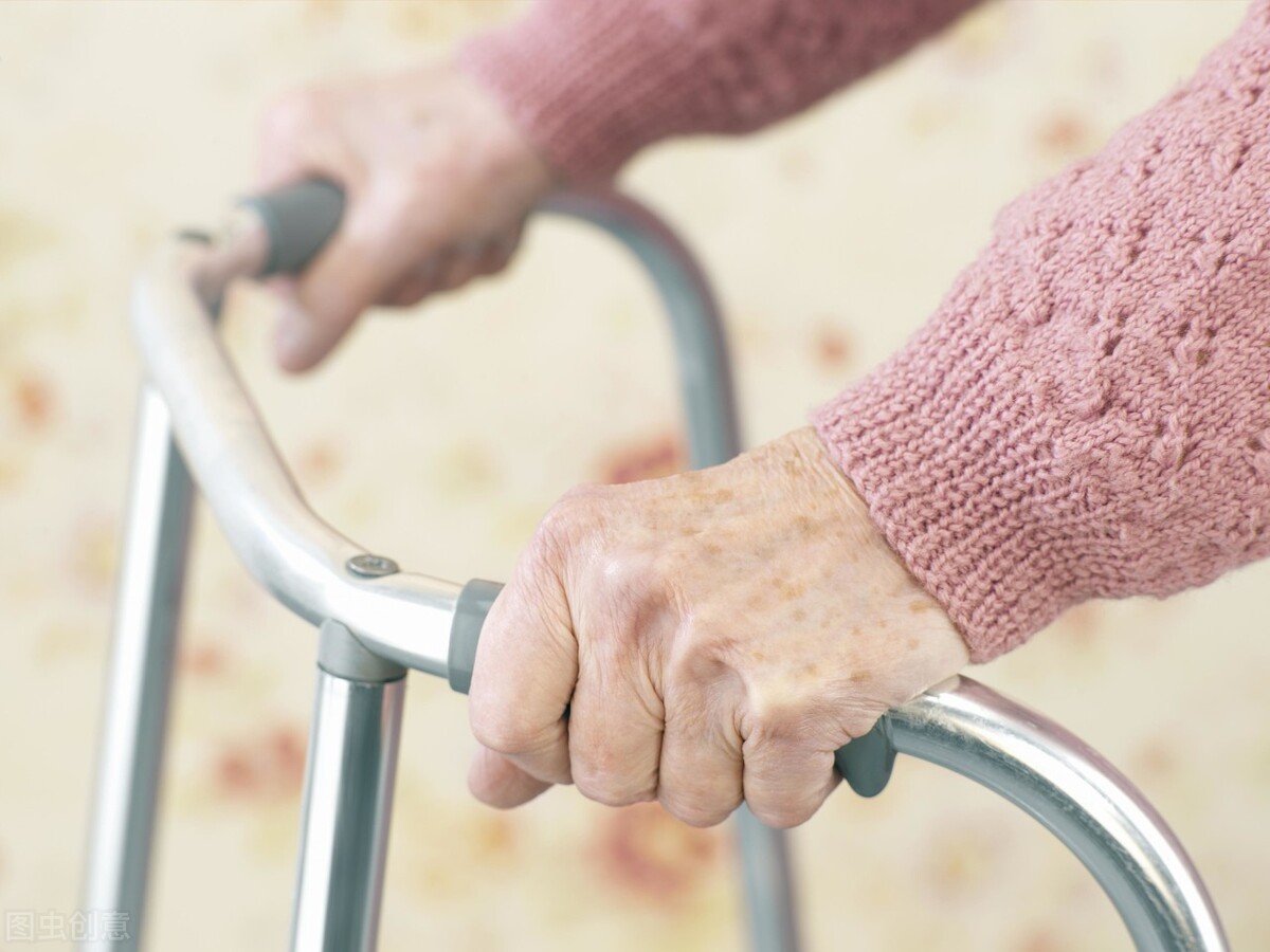 甲癣（灰指甲）的前世今生，灰指甲科普它来了