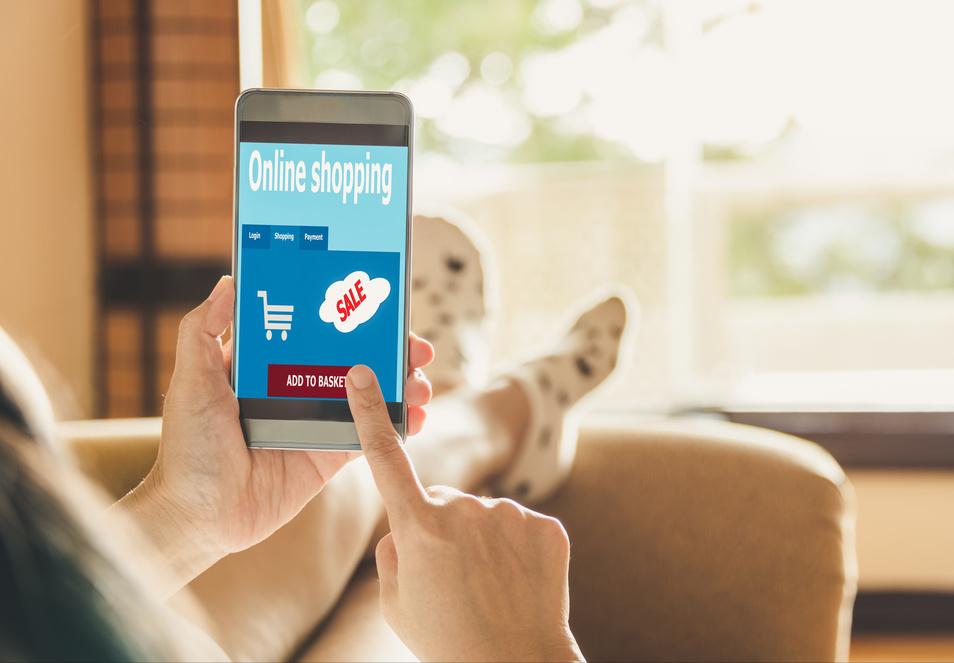 在国外可以在国内拼多多购物吗,拼多多和淘宝哪个平台买东西好