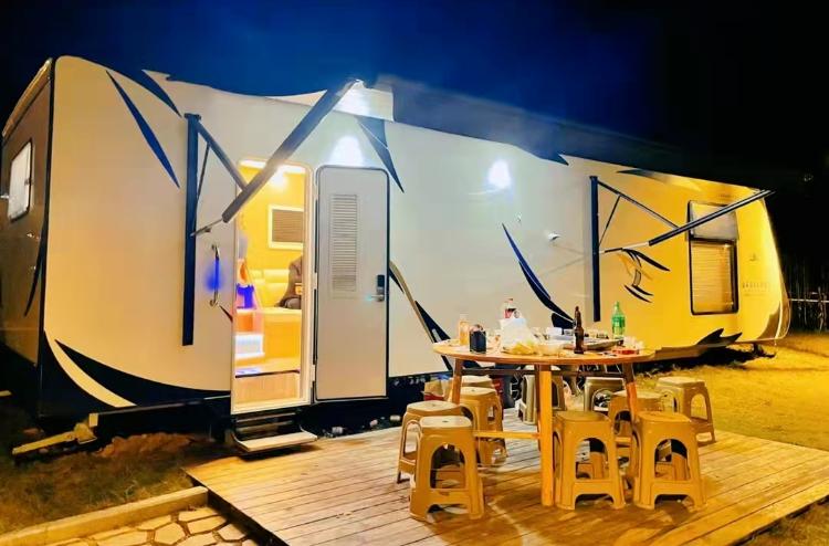 幕天席地位置,幕天席地