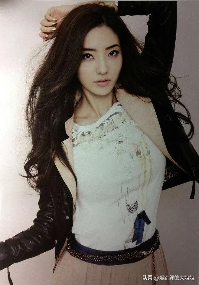 初代芭比韩彩英 (韩国女星韩彩英身材)