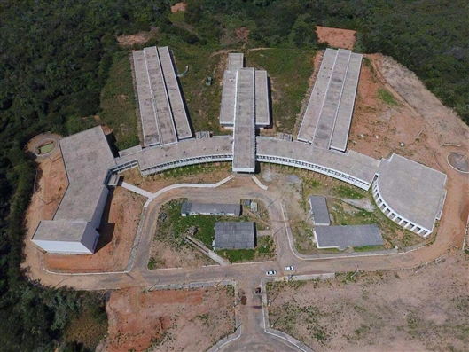 马斯克脑机接口治疗,脑机接口技术应用于临床还要多久