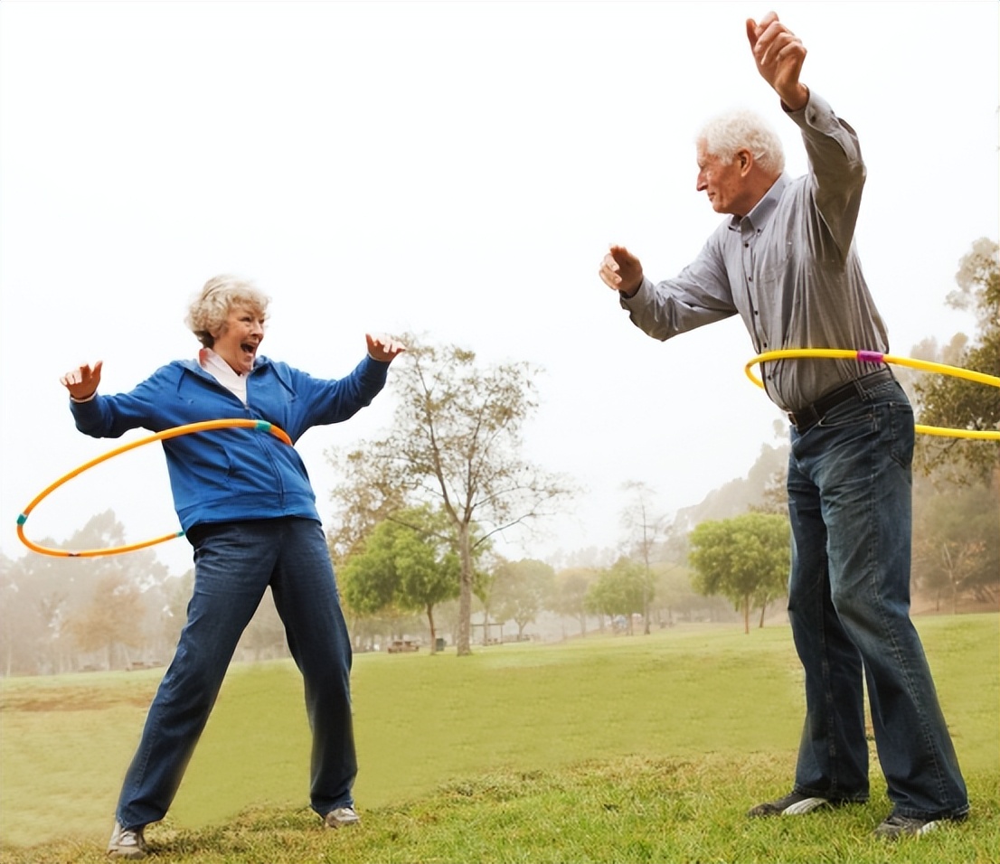 低密度脂蛋白高的2个解决办法,低密度脂蛋白偏高怎么才能降下来