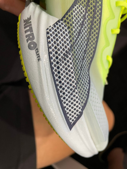 361度跟安踏哪个鞋比较好,361安踏板鞋