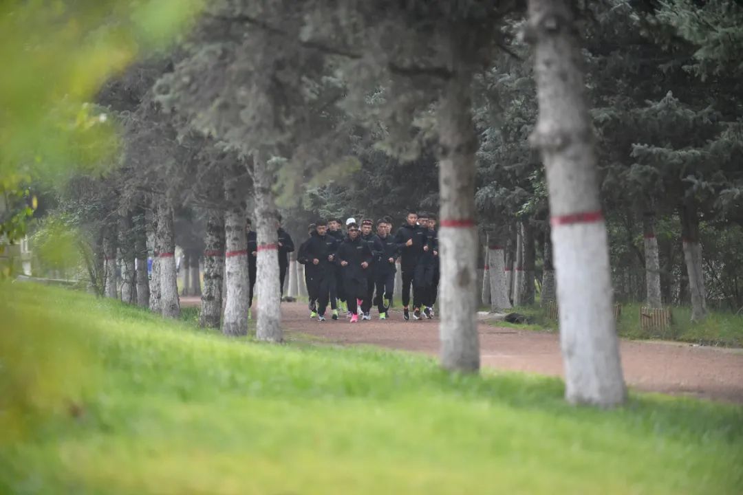 跑步的暧昧语句,跑步情话文案