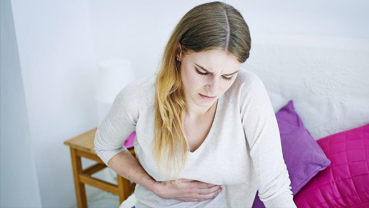 体检发现肝脏有囊肿怎么办,肝上有囊肿要看肿瘤科吗