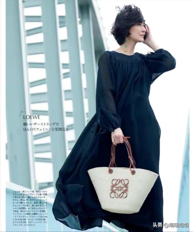 为什么你穿裙子看起来又矮又胖?一定要在这三处“留白”才能显瘦