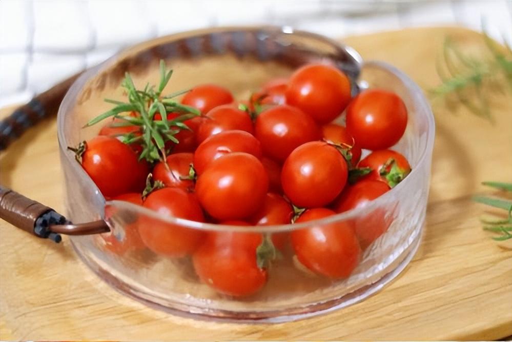 缅因猫缺营养对毛发有什么影响,缅因猫吃什么最容易爆毛