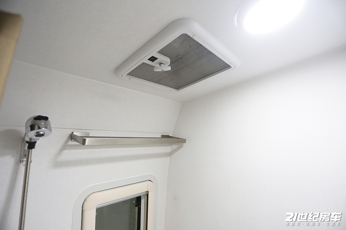 拓锐斯特依维柯欧胜b型房车,依维柯欧胜b型房车最新款3.0