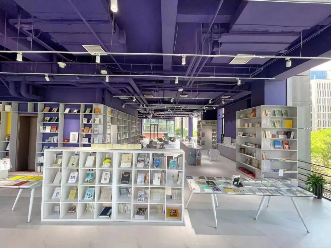 ​1100平方米、万册图书…能源谷首家实体书店落户未来中心