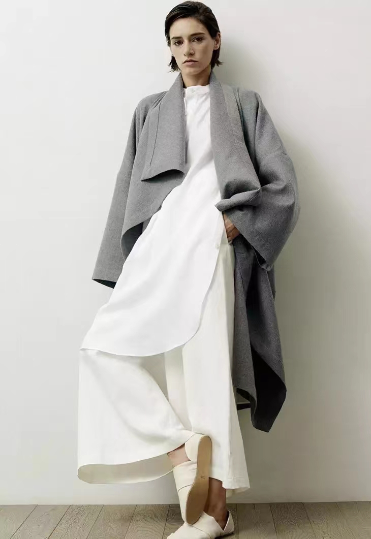 秋冬穿大衣好看吗,黑色大衣的三个最佳配色