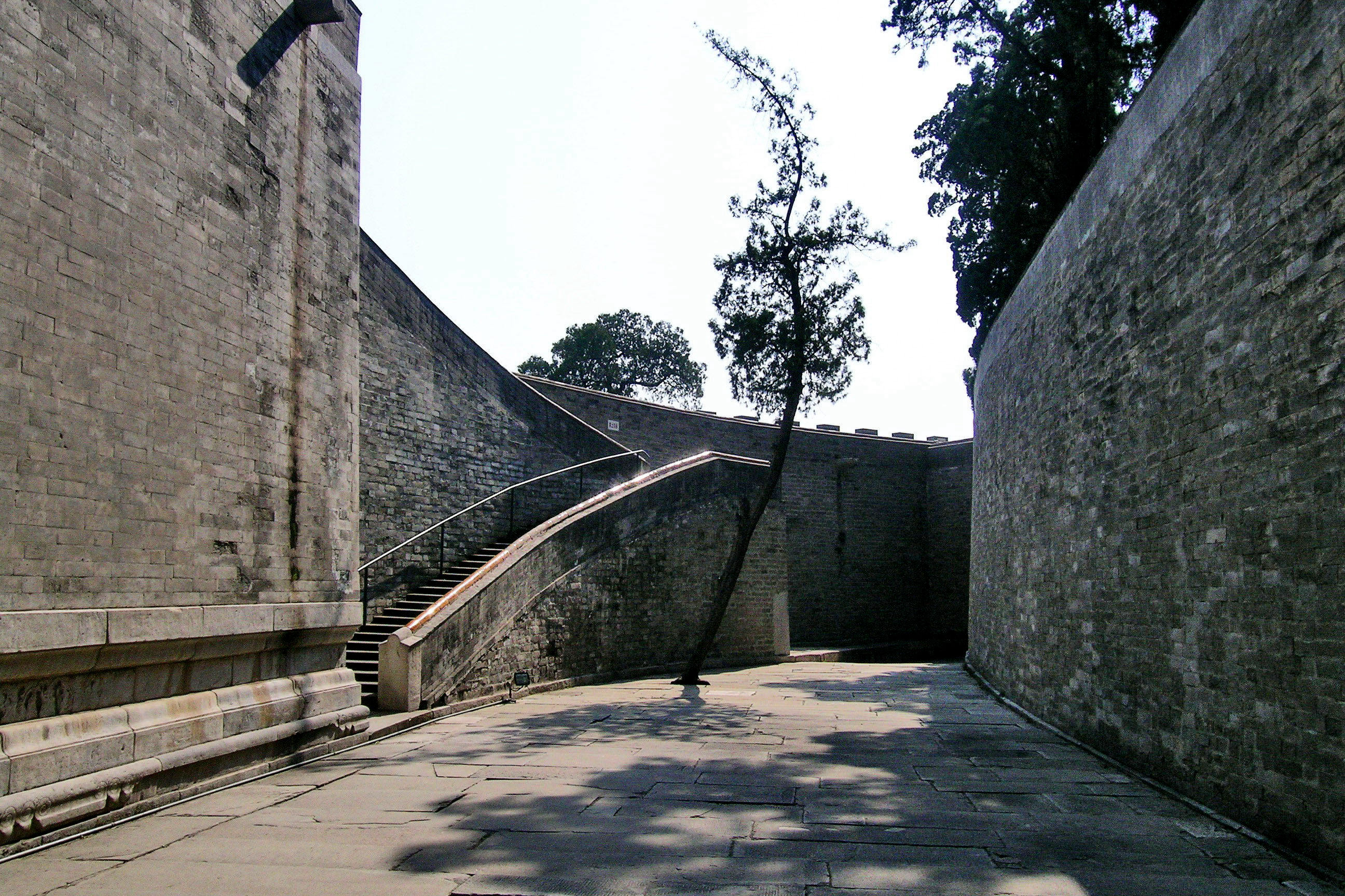 十三陵长陵殉葬,给爷爷下葬