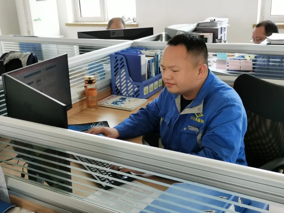 青春心向党奋斗新征程感悟,青春心向党奋进新征程先进人物