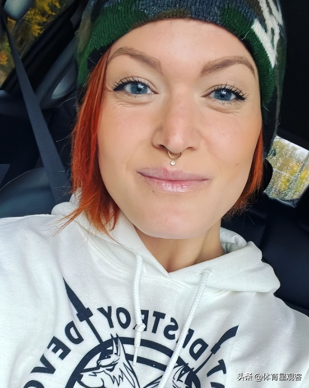 “美国最强壮女人”圣诞前夕自杀，躲得了车祸，却躲不了男友PUA