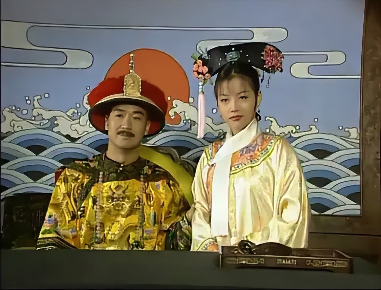 把皇帝演活,把皇帝演了个遍