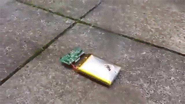 手机要等耗尽电再充吗,手机电量剩20%就要充电