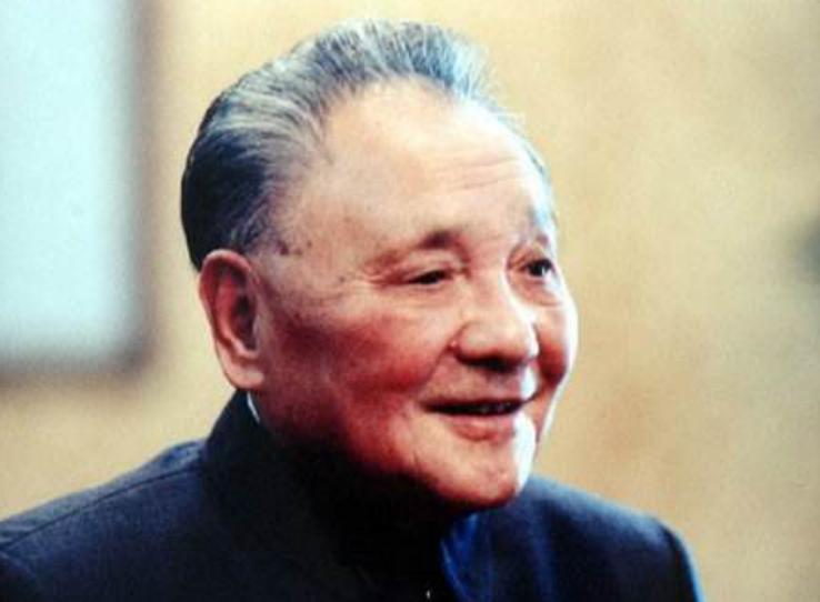 1982年卡扎菲访华，与*小平邓**谈话态度傲慢，邓公回应让其颜面尽失