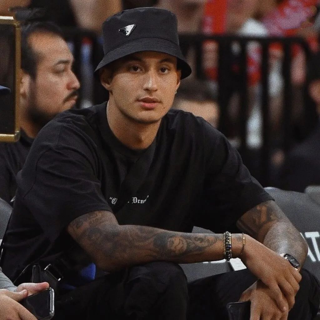 绡悆鏄庢槦澶村儚鍥剧墖楂樻竻,淇濈綏涔旀不绡悆澶村儚鍥剧墖