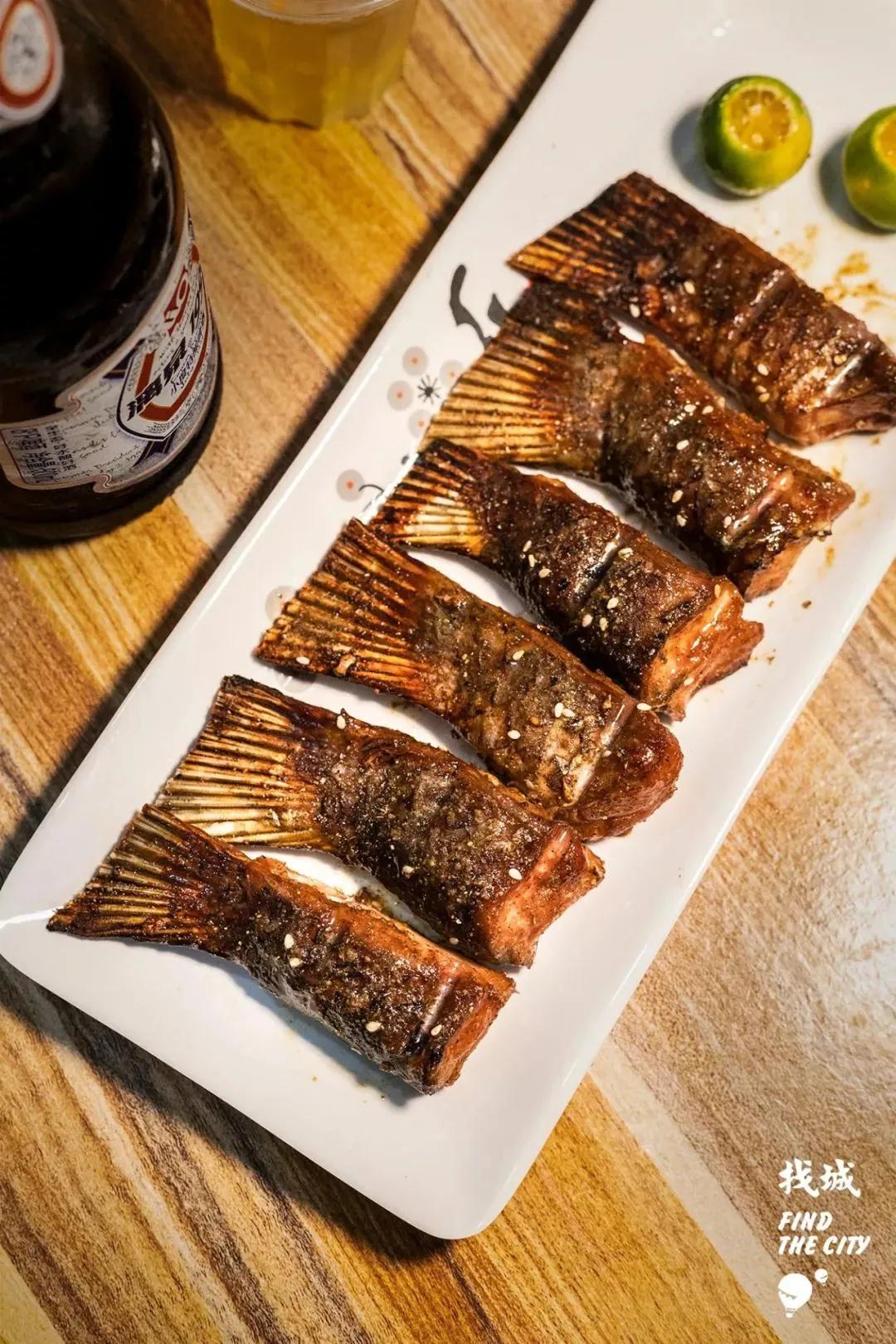 看完这些美食，我还是决定先守住绿码