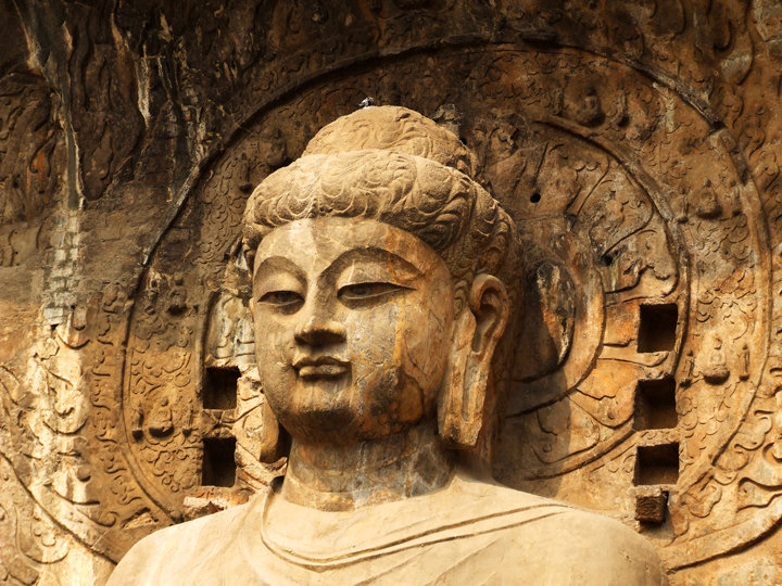 武则天长啥样来自龙门石窟,武则天作为一代女皇真实长相如何