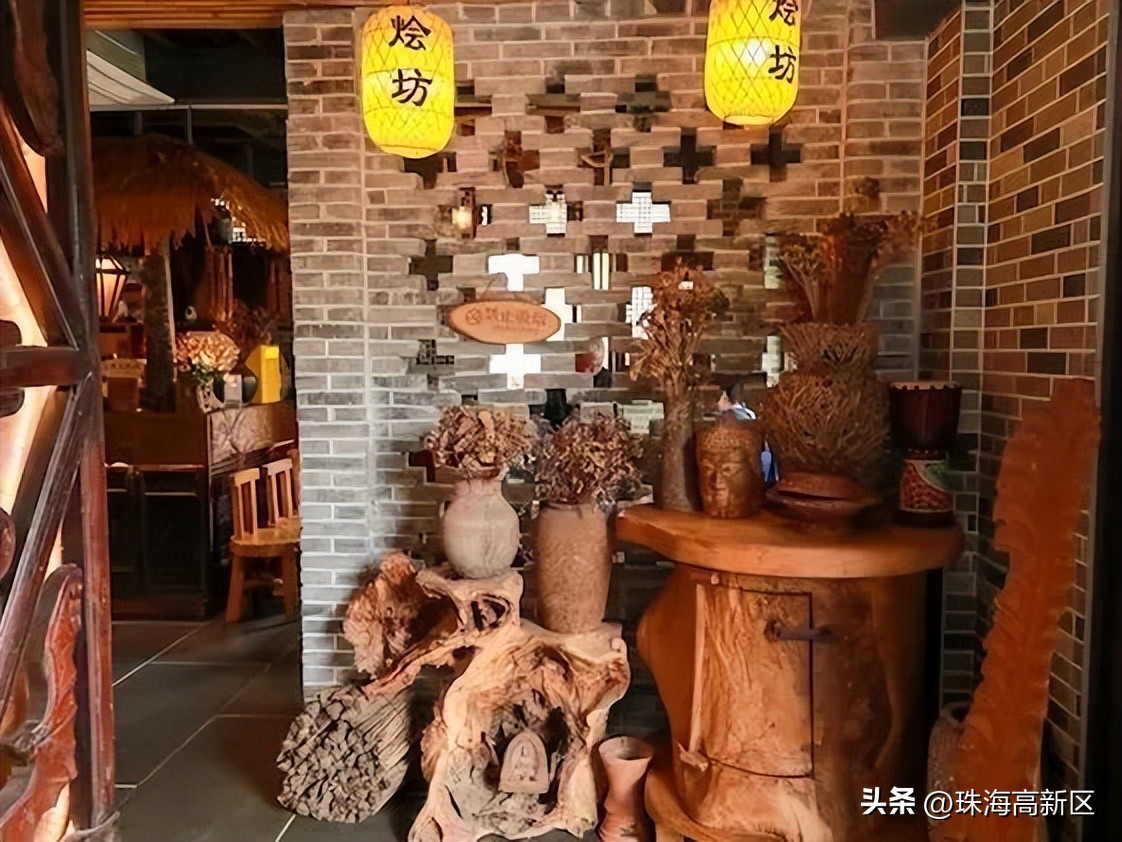 古色古香的明清风格的美食古街,古街古巷古村落风景到此一游