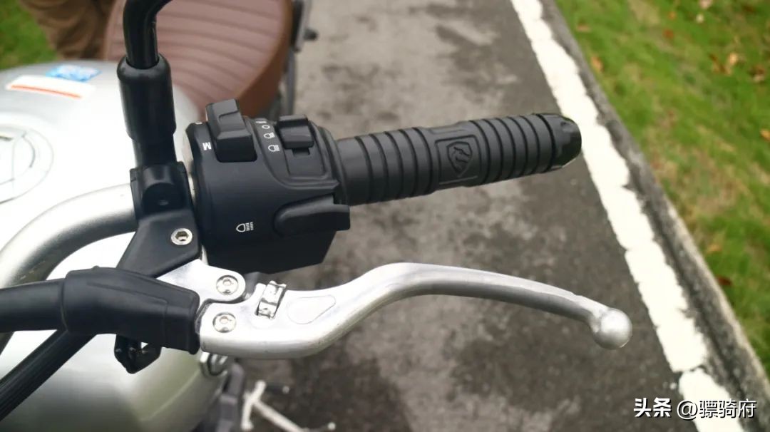 排量即是王道的下一句是什么,排量大真的可以为所欲为