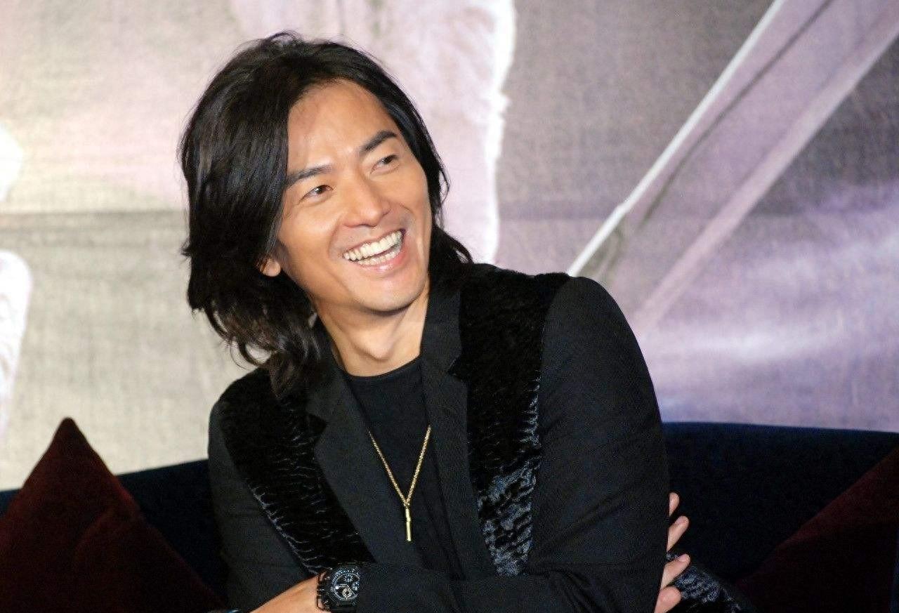 郑伊健现在在干嘛,郑伊健目前在干嘛