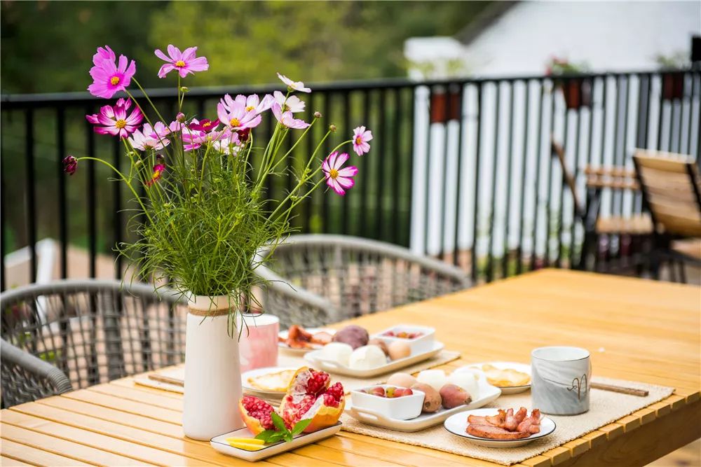 莫干山3家不容错过网红民宿，泡暖心温泉私享冬日雪景丨南方民宿
