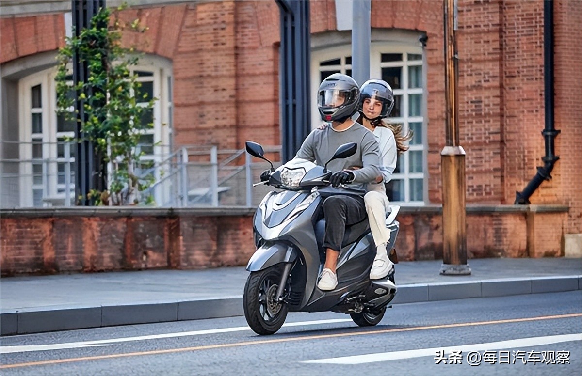 本田小金翼st1300豪华巡航摩托,本田lead125摩托在大贸能买到吗