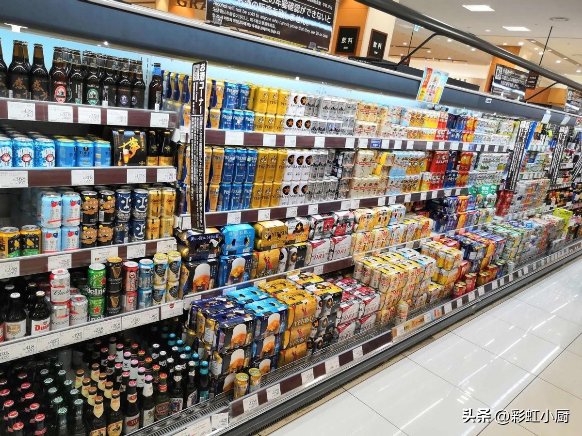 日本卖飞天茅台多少人民币,飞天茅台价格与茅台系列酒的价差