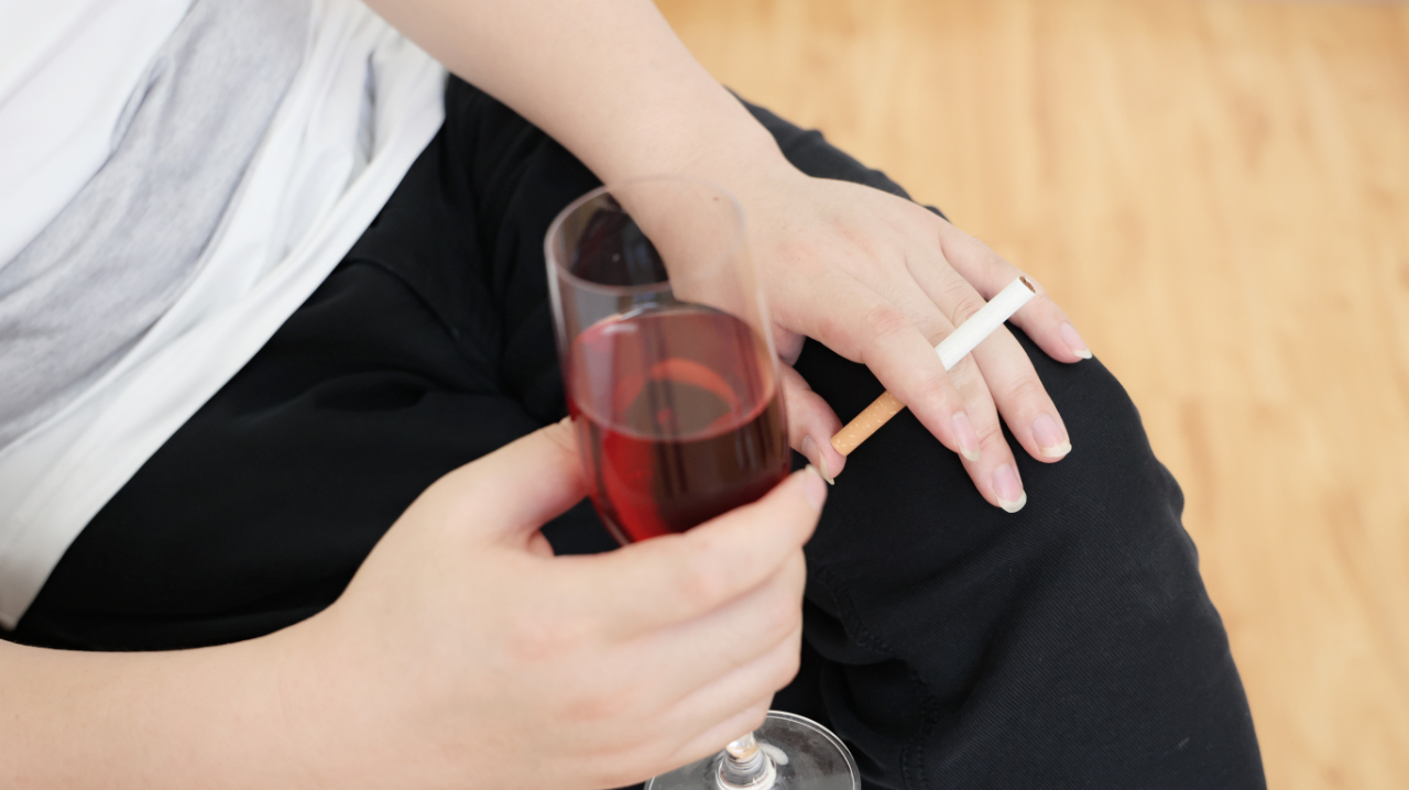 喉咙里的痰老是吐不完是什么原因,吃饭过后喉咙老是有痰是什么原因