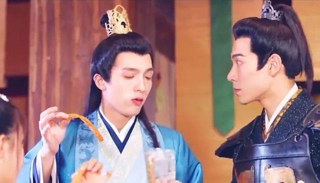 大学生自助零食店,大学休闲零食店