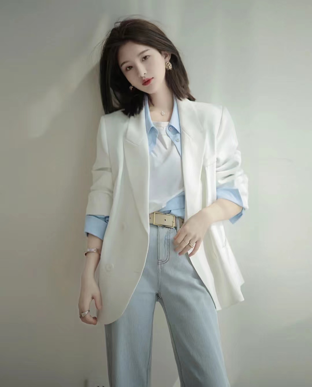 西装外套怎么搭配裙子好看气质,西装外套怎么搭配长裙子冬季