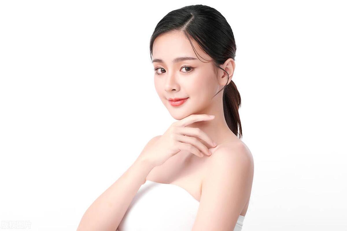 水润嫩白美肌,紧致抗皱双层亮肌水