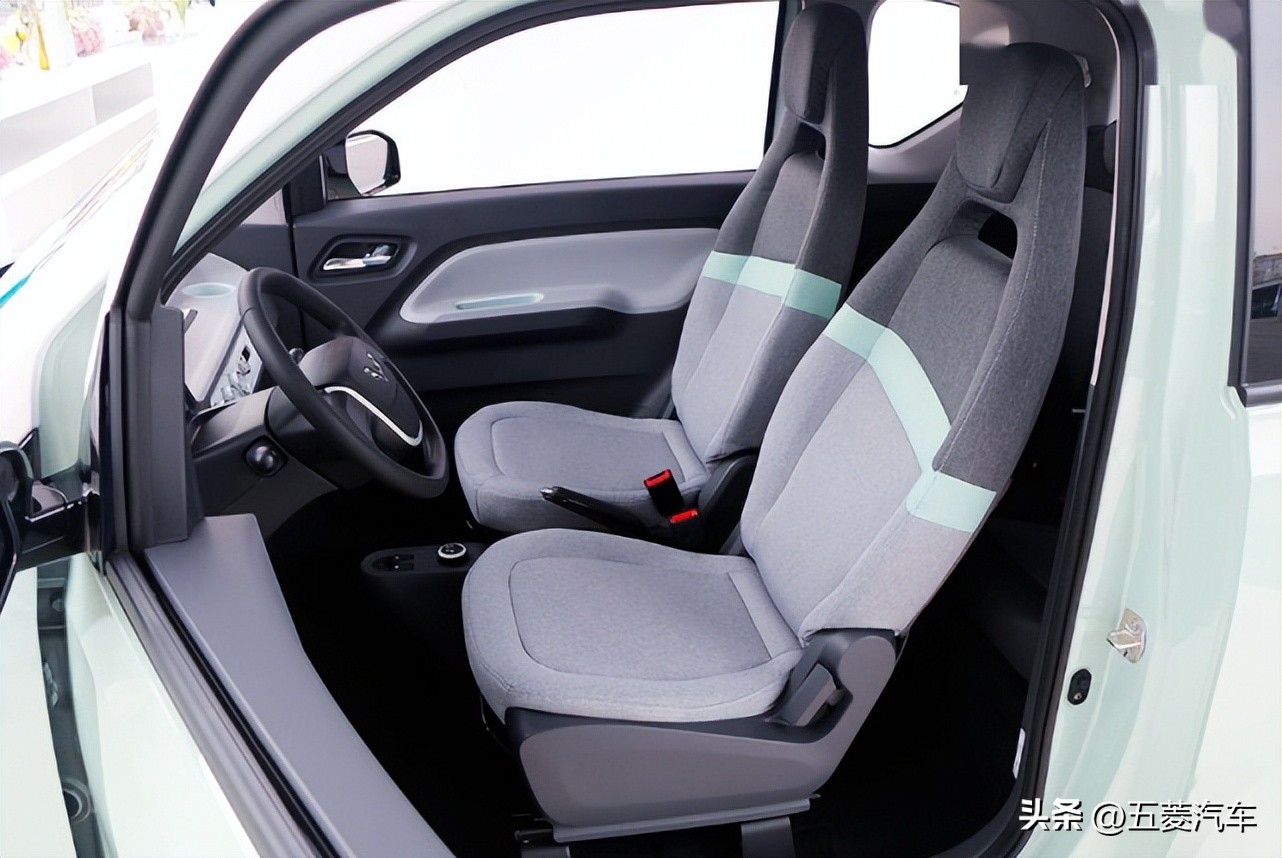 五菱宏光miniev春日出行国民神车,五菱宏光miniev马卡龙时尚款优惠