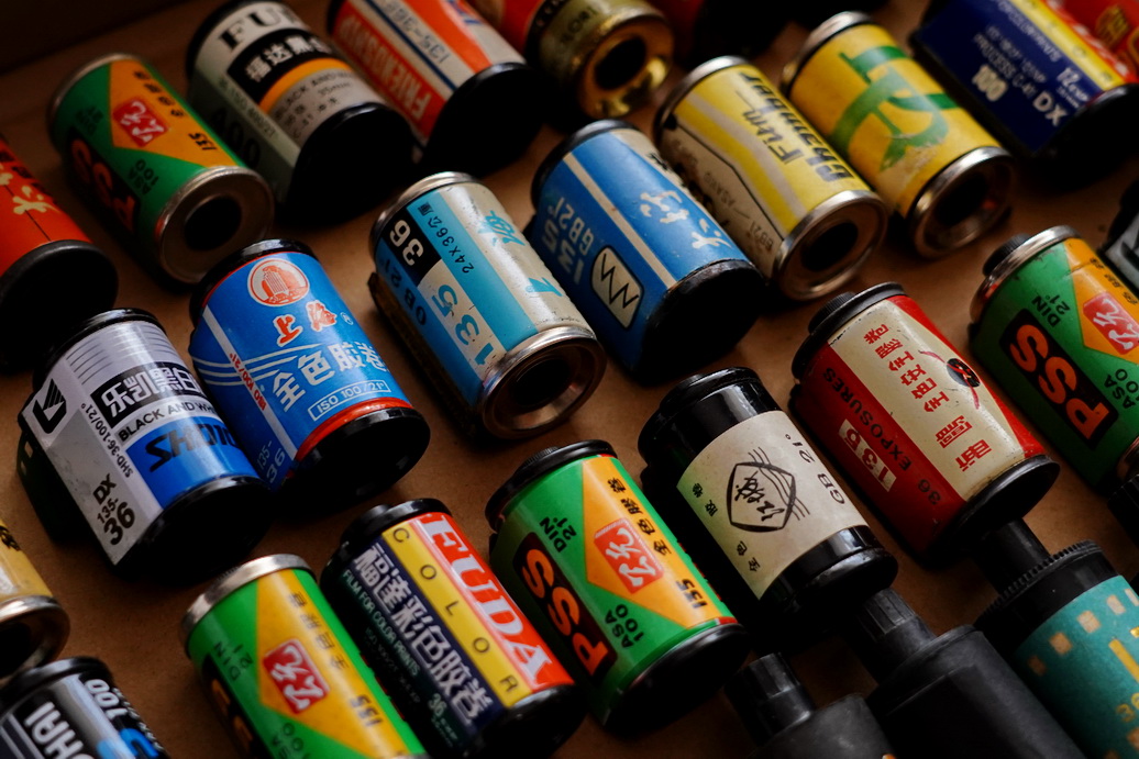 谈胶卷与胶卷暗盒收藏:过期的胶卷也有人要,或许还能卖个好价钱