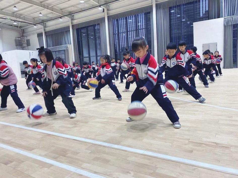 童心飞扬做“鼎”好的少年——邯山区九鼎小学活动丰富多彩