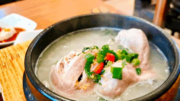 疫情快过去吧，我不想错过这座海滨老城的春天