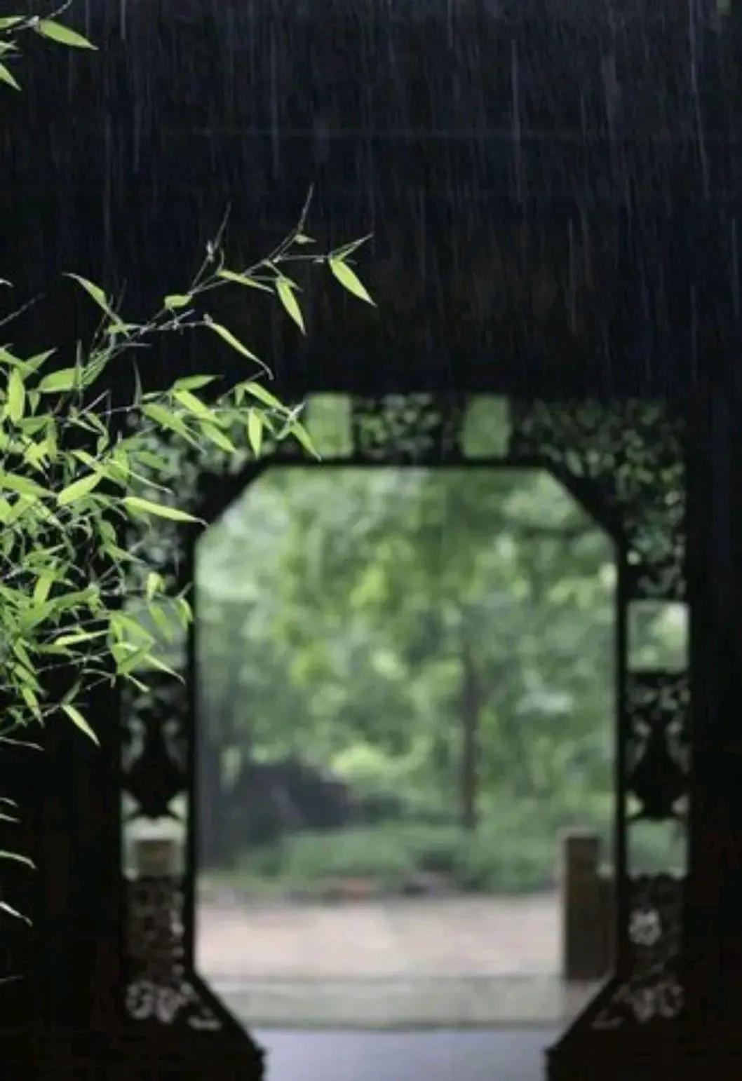 鏃跺厜娓呮祬宀佹湀鎮犵劧,宀佹湀娓呮祬鏃跺厜鎮犵劧