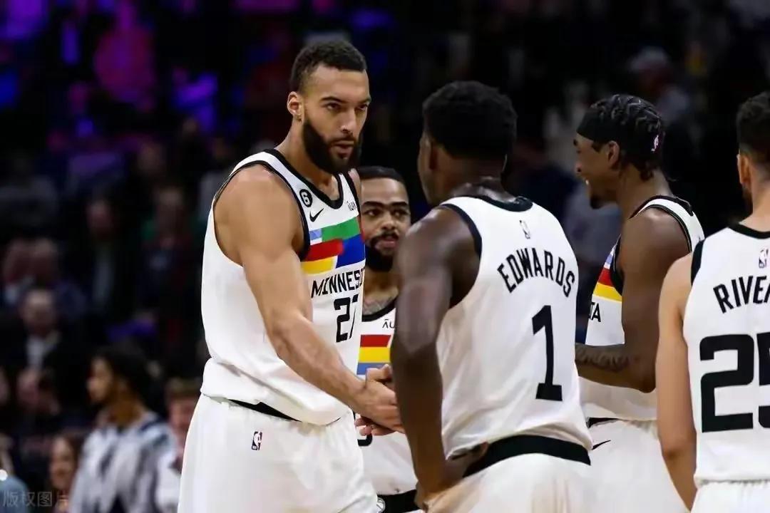 本赛季保罗遗憾瞬间,新赛季保罗乔治因伤缺席几周比赛