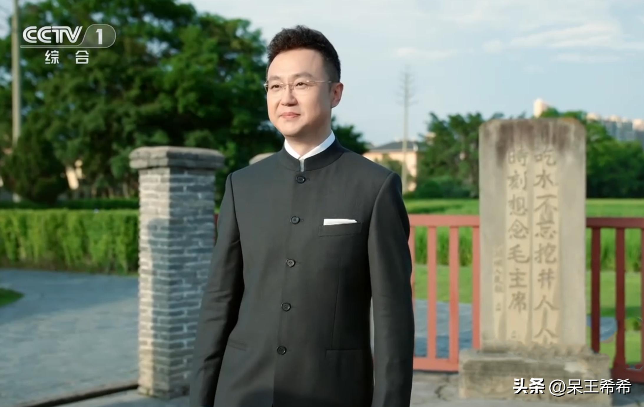 任鲁豫是接替康辉吗,任鲁豫康辉c位